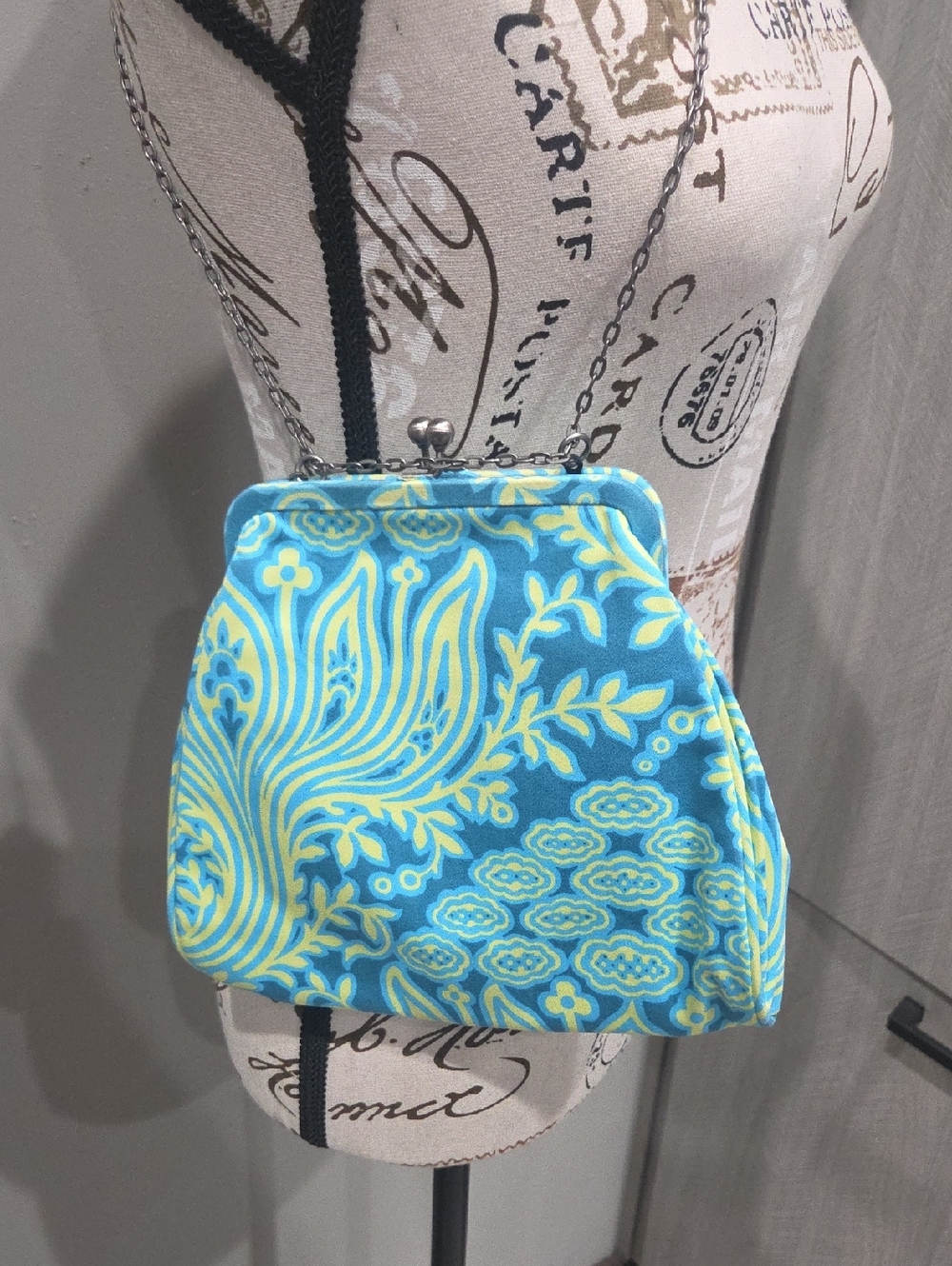 Blue & Yellow Floral Frame-Clasp Wristlet Bag